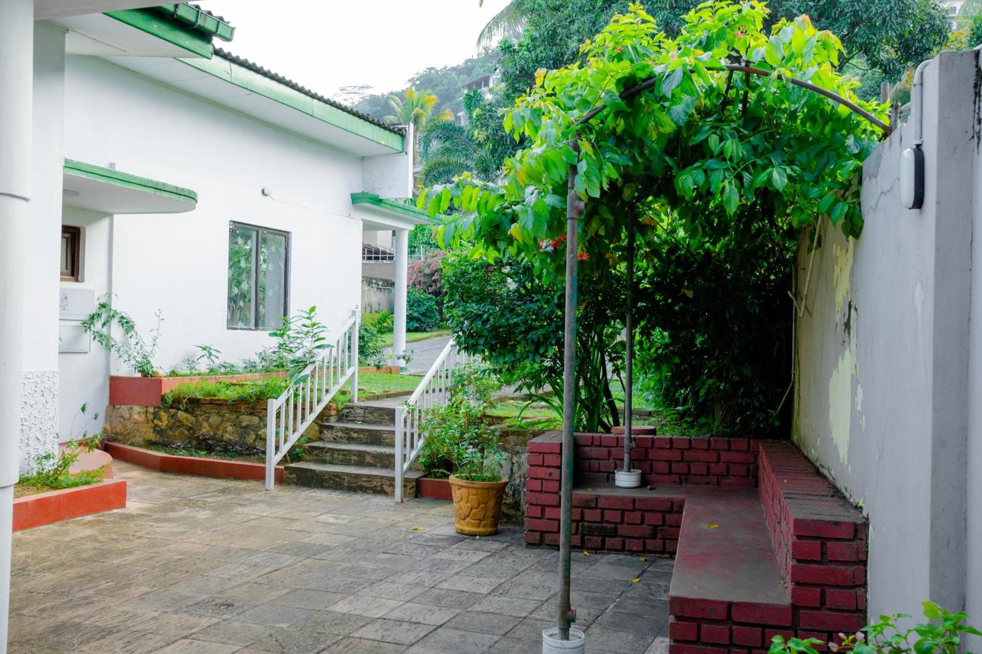 Kandy Boutique Villa By Fortuna Bungalows Exterior photo